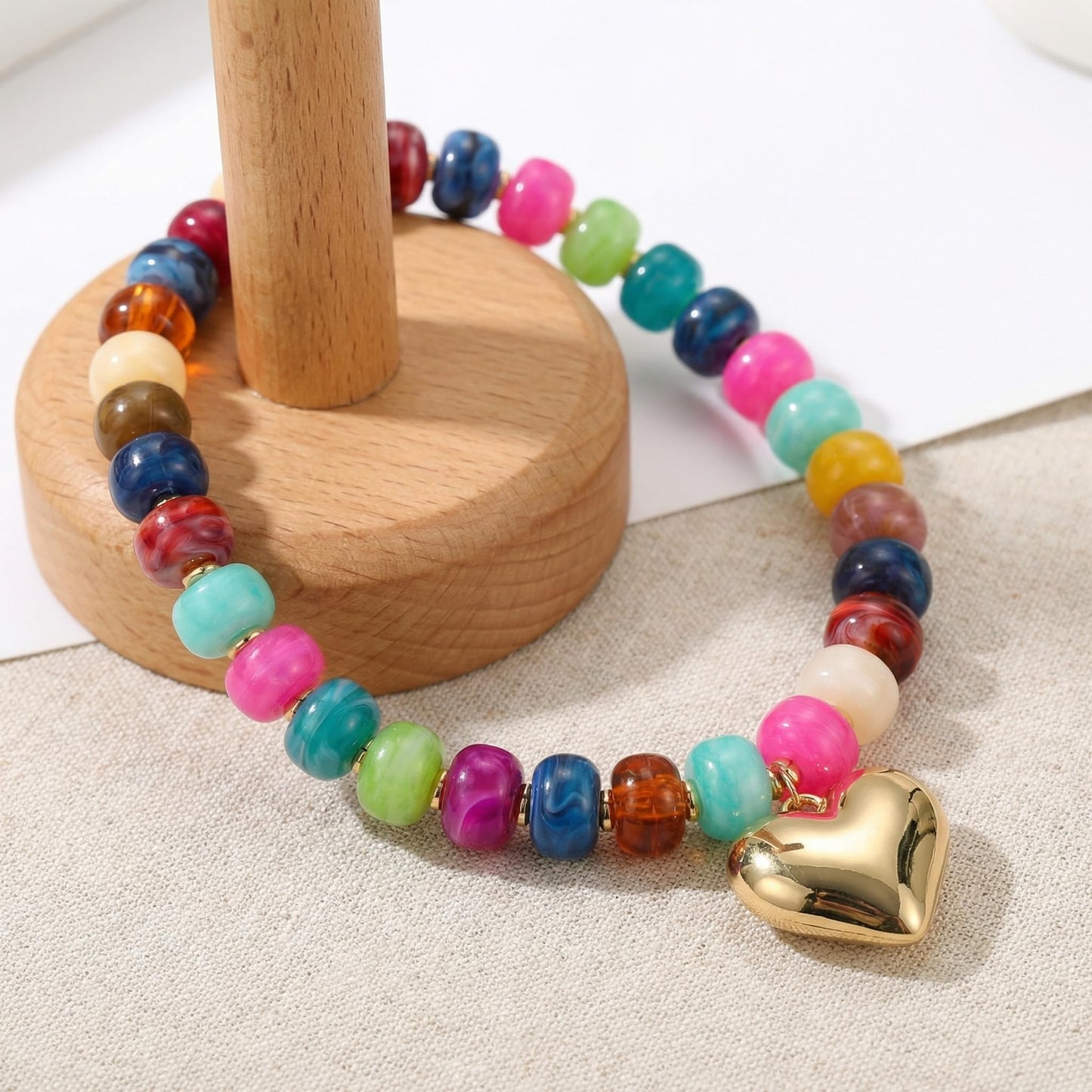 Frigotine Chunky Heart Necklace for Women Colorful Resin Beaded Choker Gold Puffy Heart Statement Trendy Acrylic Jewelry