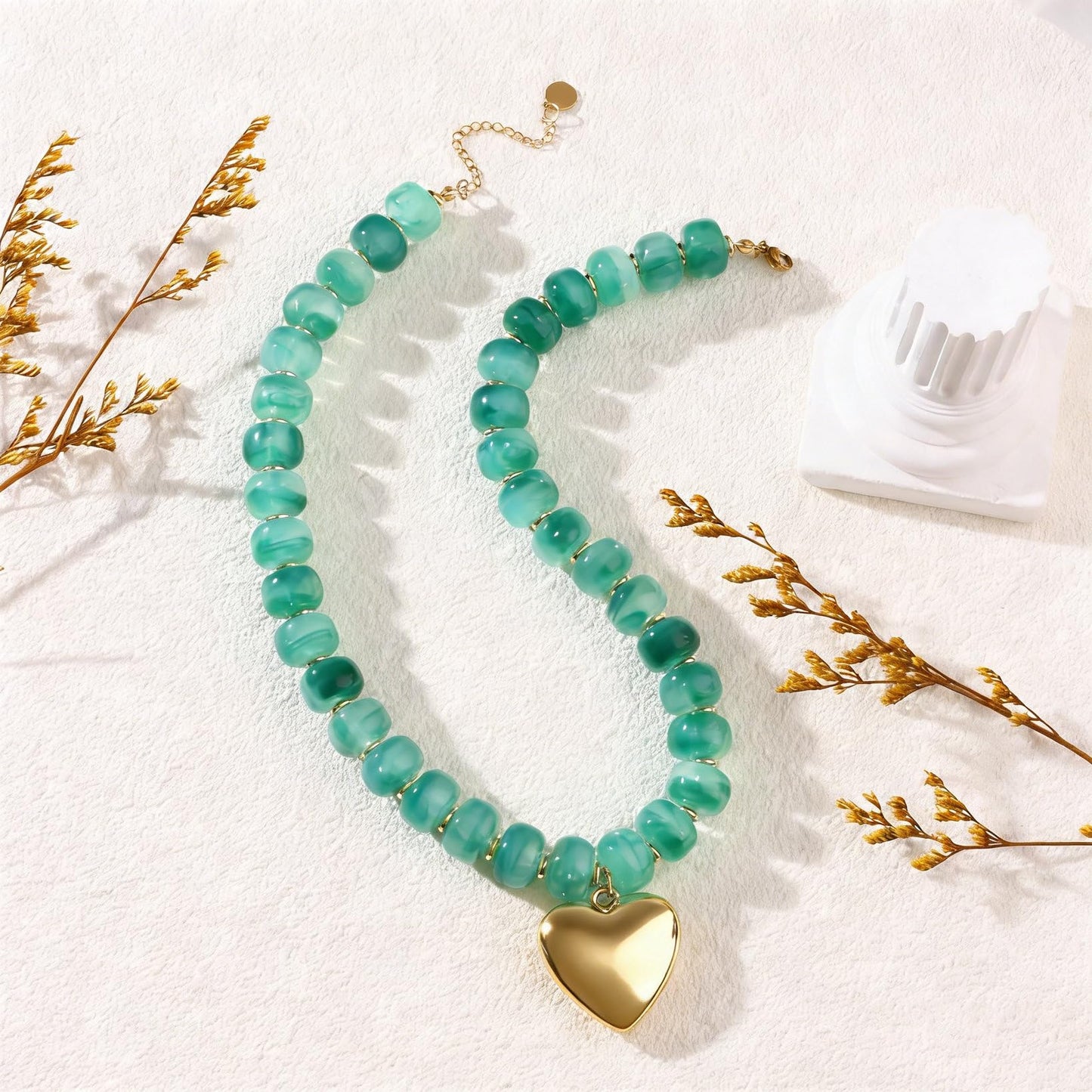 joymiao Statement Necklace Chunky Beaded Necklace Colorful Beaded Boho Necklaces for Women Beach Summer Jewelry with Heart Pendant