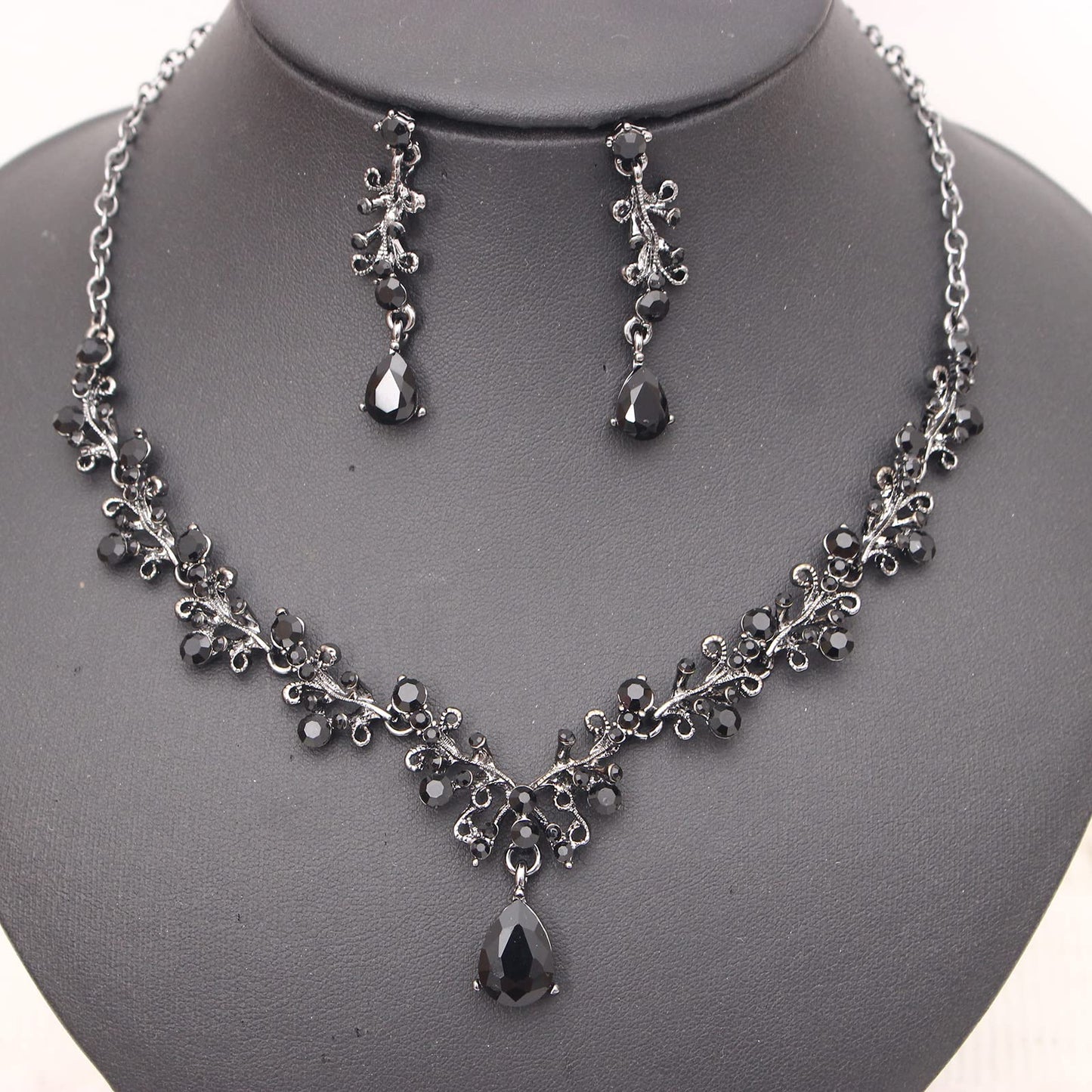 3Pcs Austrian Crystal Jewelry Set for Women, Necklace Dangle Earrings Link Bracelet Jewelry Set with Gold/Platinum/Gun Plated, Wedding Party Jewelry for Bridal Bridesmaid (Black-Gun Black)