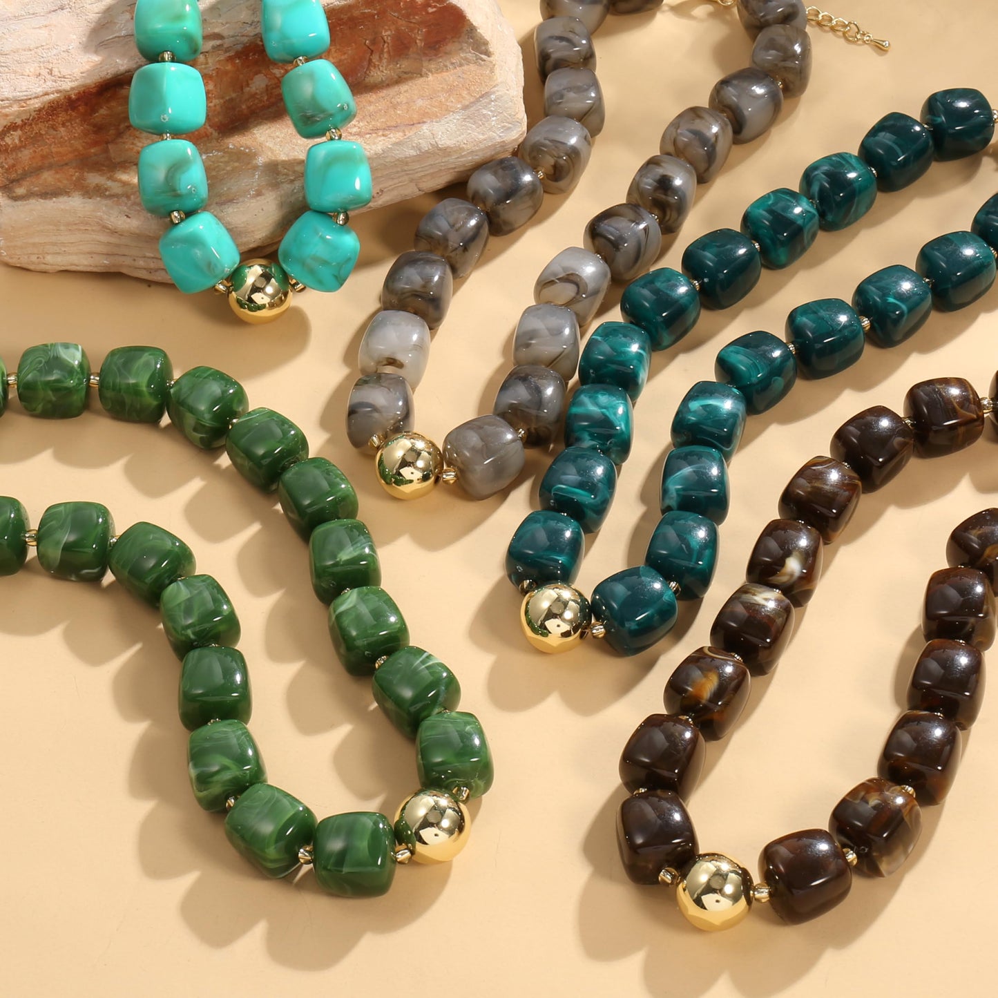 BREPINE Ash Grey Chunky Necklaces for Women Multicolored Large Square Resin Beads Necklace Trendy Bold Statement Beaded Summer Candy jelly Vacation Choker