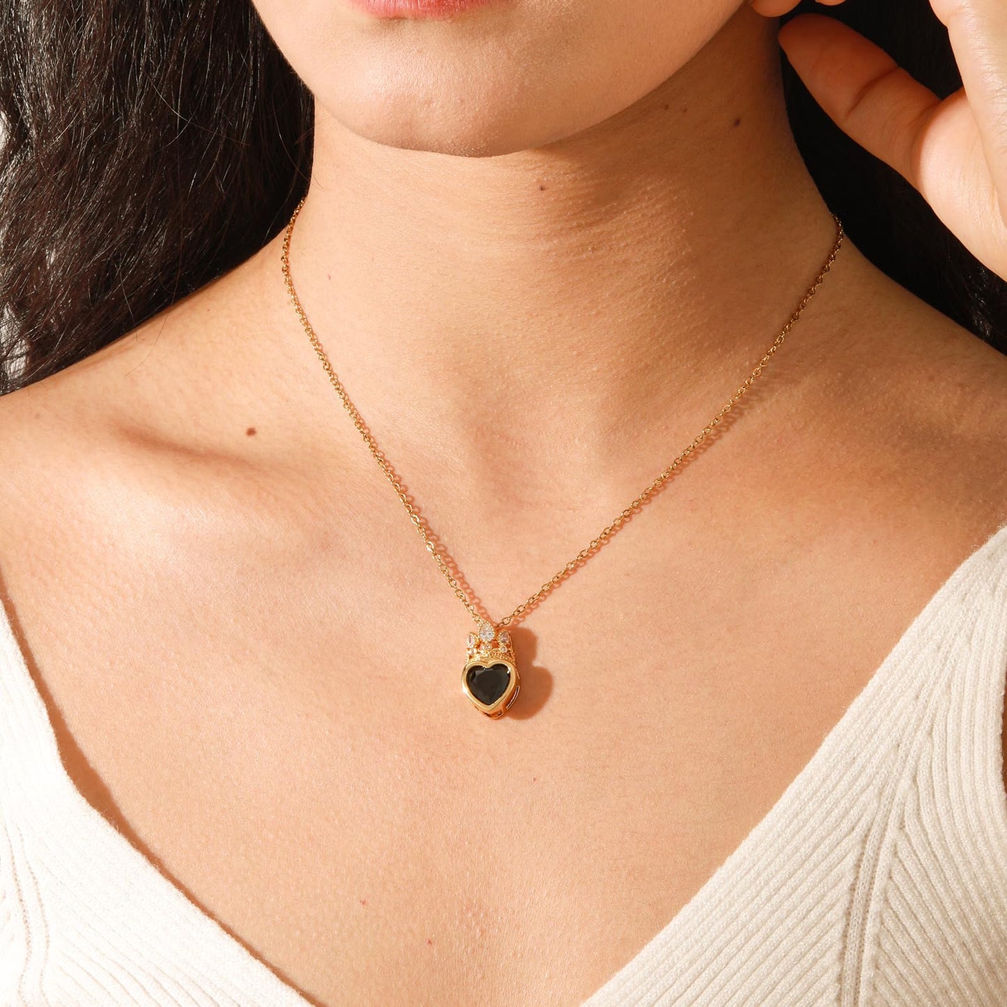 crataly Crown Heart Necklace for Women-Gold Plated Black Jewelry Princess Necklace For Valentine's Day Christmas Mother's Day Birthday Gifts