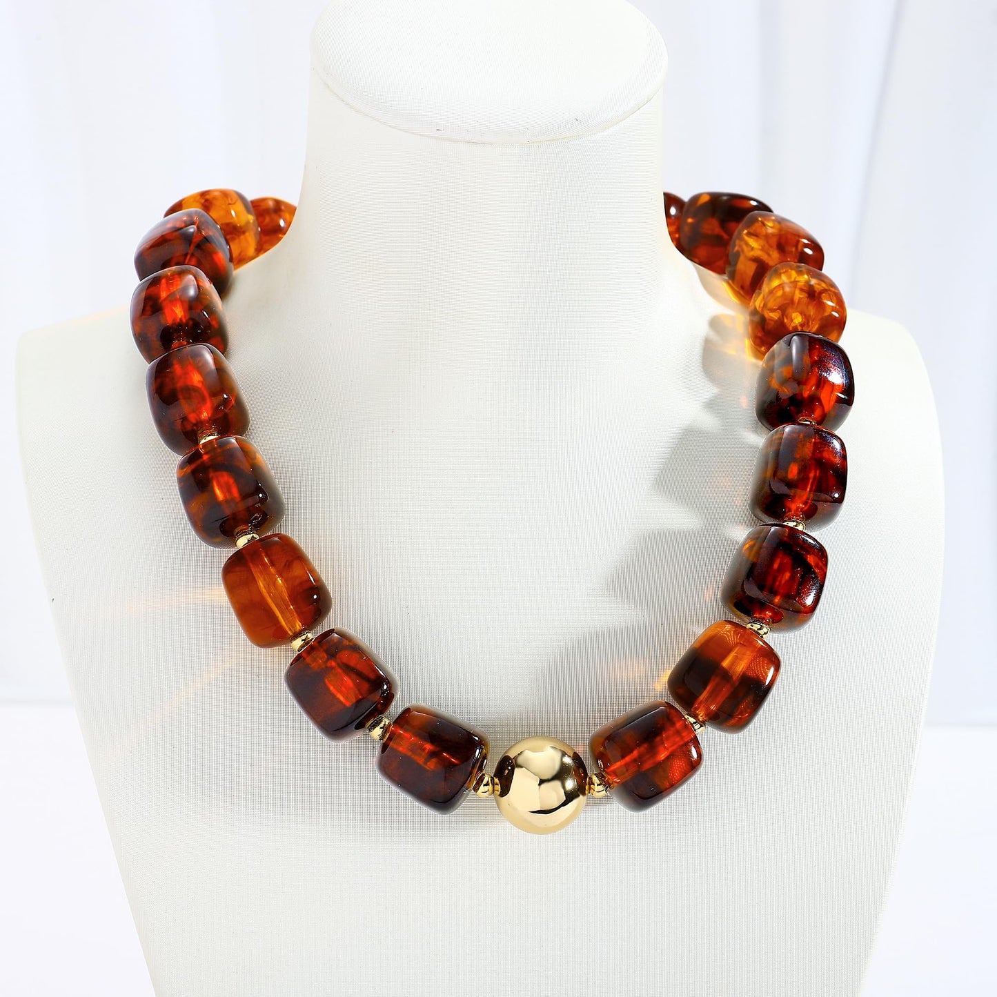 WOWORAMA Brown Chunky Necklaces for Women Vintage Large Square Resin Beads Necklace Trendy Statement Chunky Choker Necklaces Vintage Y2k Boho Jewelry
