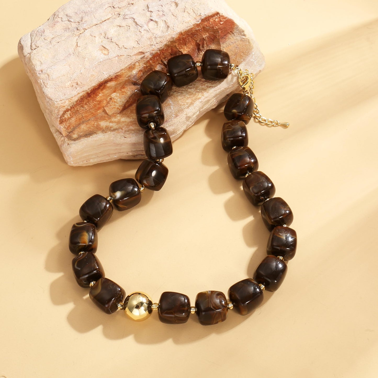 BREPINE Brown Chunky Necklaces for Women Multicolored Large Square Resin Beads Necklace Trendy Bold Statement Beaded Summer Candy jelly Vacation Choker