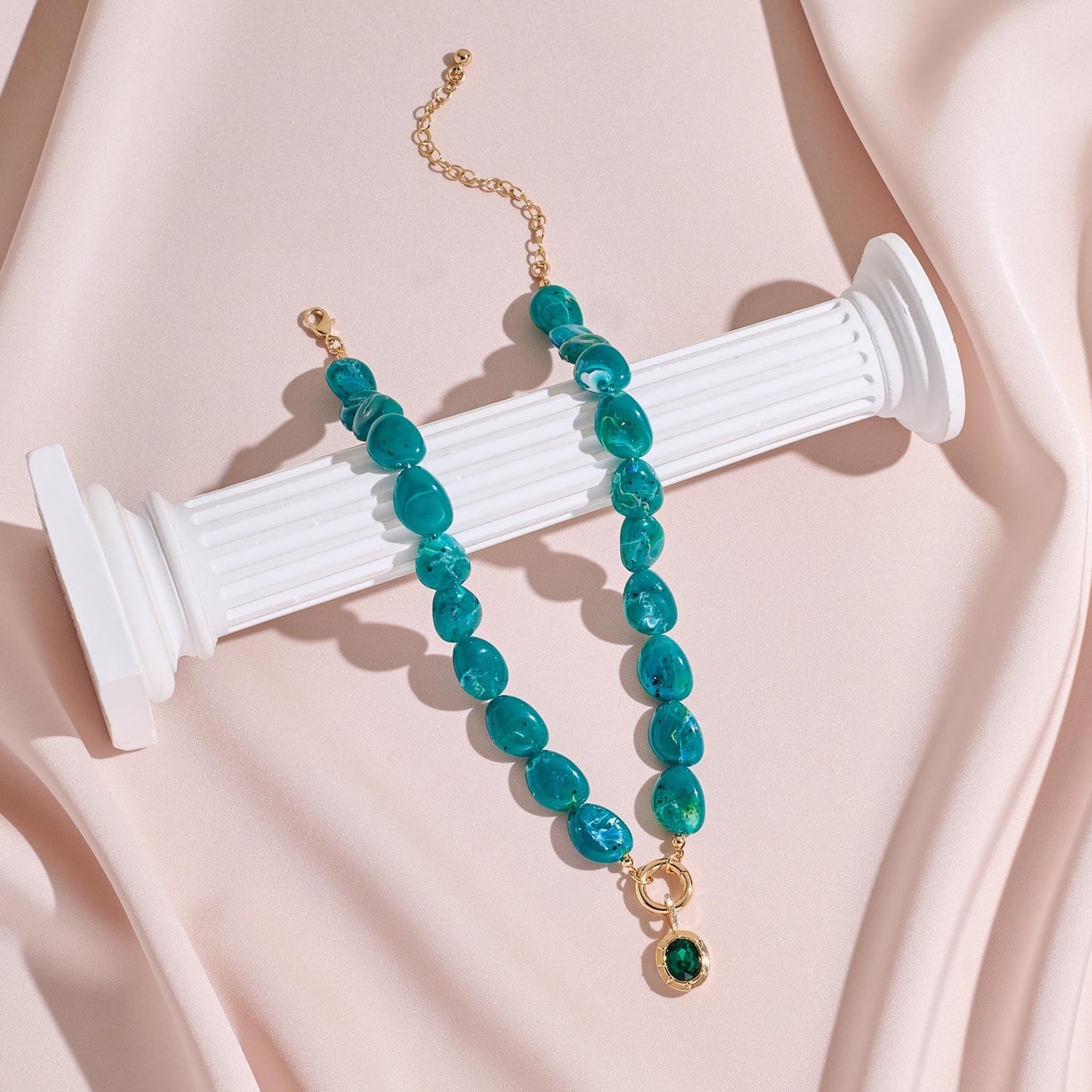 Boho Chunky Green Resin Beaded Necklace for Women, 14K Gold Plated Statement Necklace with Oval Emerald Cubic Zirconia Pendant, Vintage Layered Choker Necklaces for Wedding Prom Party Jewelry Gifts