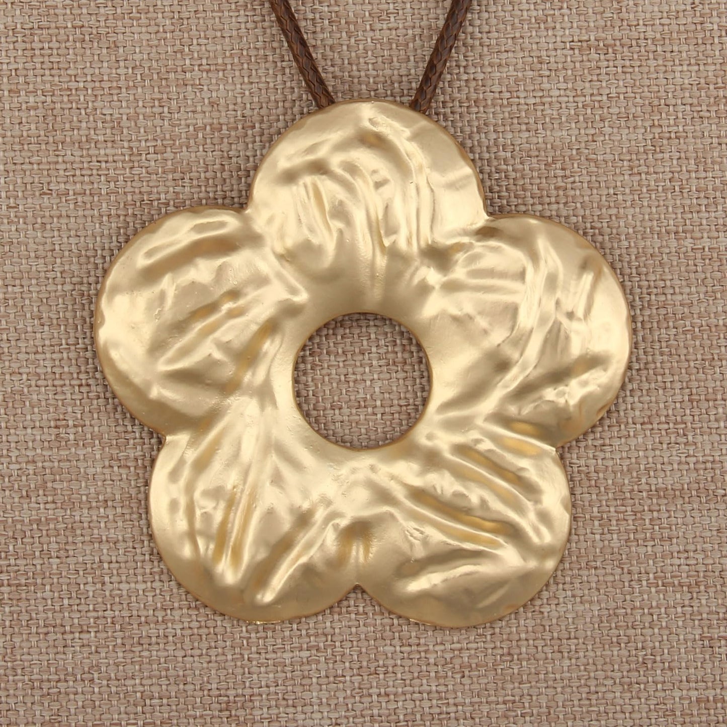 joymiao Vintage Necklace for Women Long Chunky Boho Pendant Necklace with Gold Flower Charm Hippie Statement Jewelry