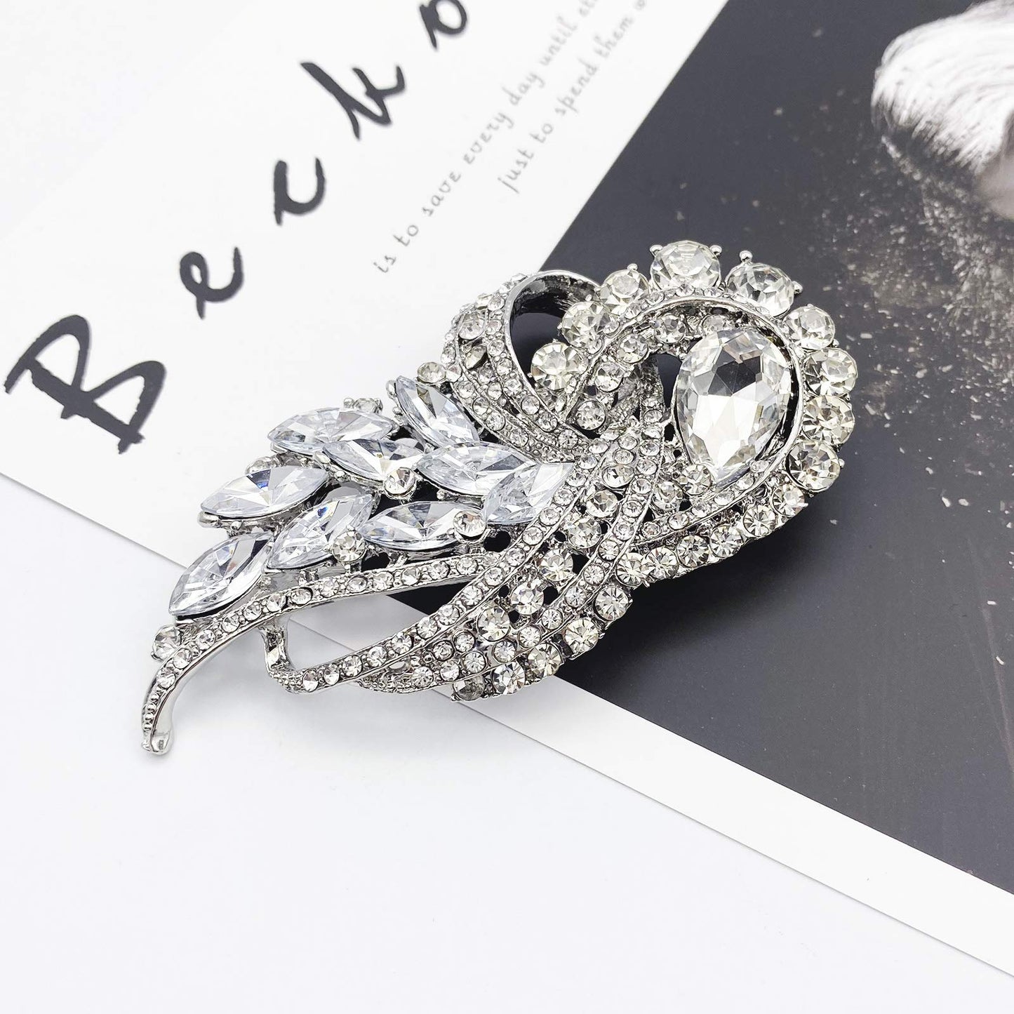 LAXPICOL Women's Vintage Blue Austrian Crystal Elegant Flower Teardrop Brooch Gold Tone (white)