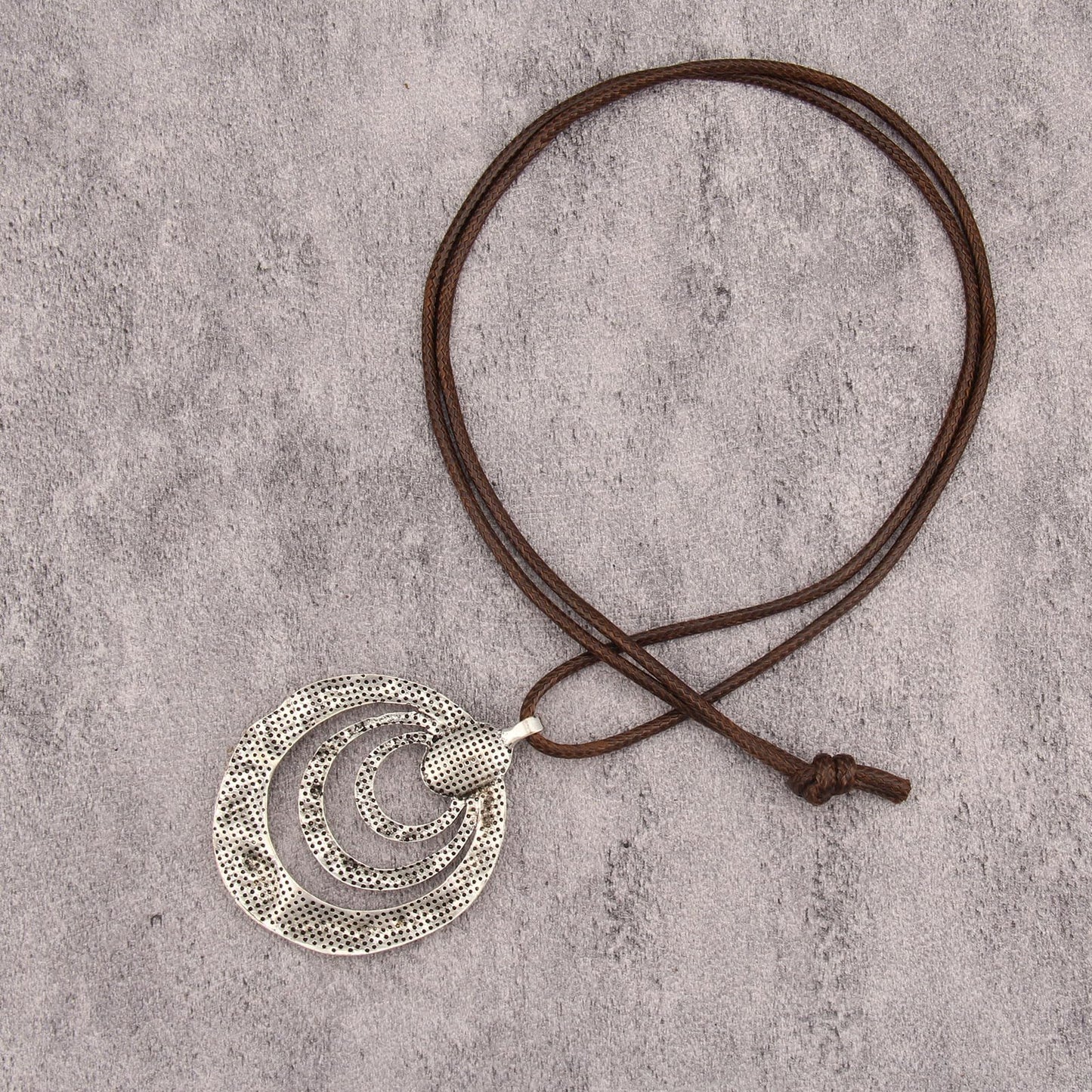 joymiao Hippie Necklace for Women Long Chunky Pendant Necklace with Silver Large Pendant Vintage Boho Statement Necklaces