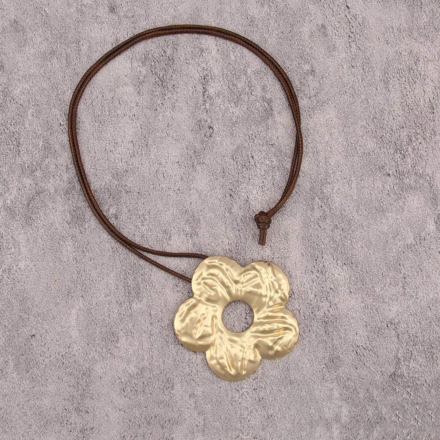 joymiao Vintage Necklace for Women Long Chunky Boho Pendant Necklace with Gold Flower Charm Hippie Statement Jewelry