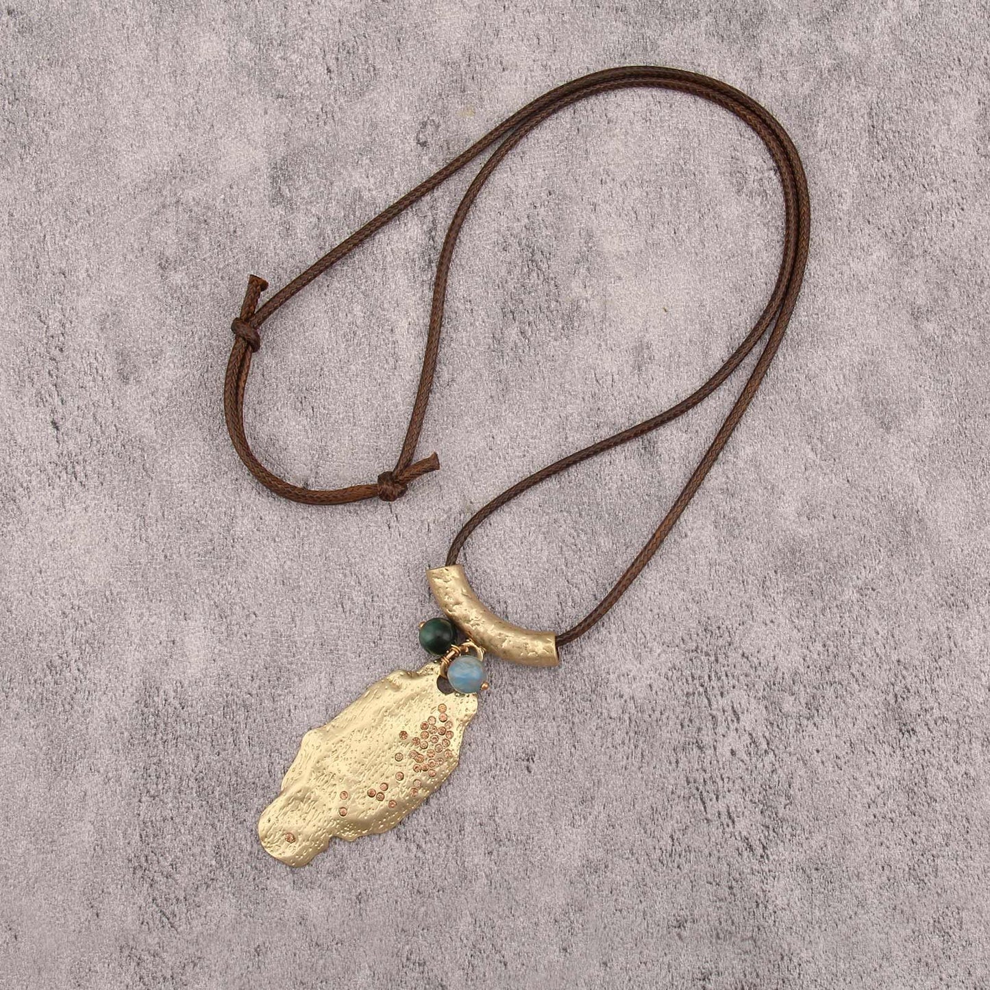 joymiao Chunky Pendant Necklace for Women Vintage Boho Statement Necklaces Large Pendant Hippie Necklace Trendy Bohemian Jewelry