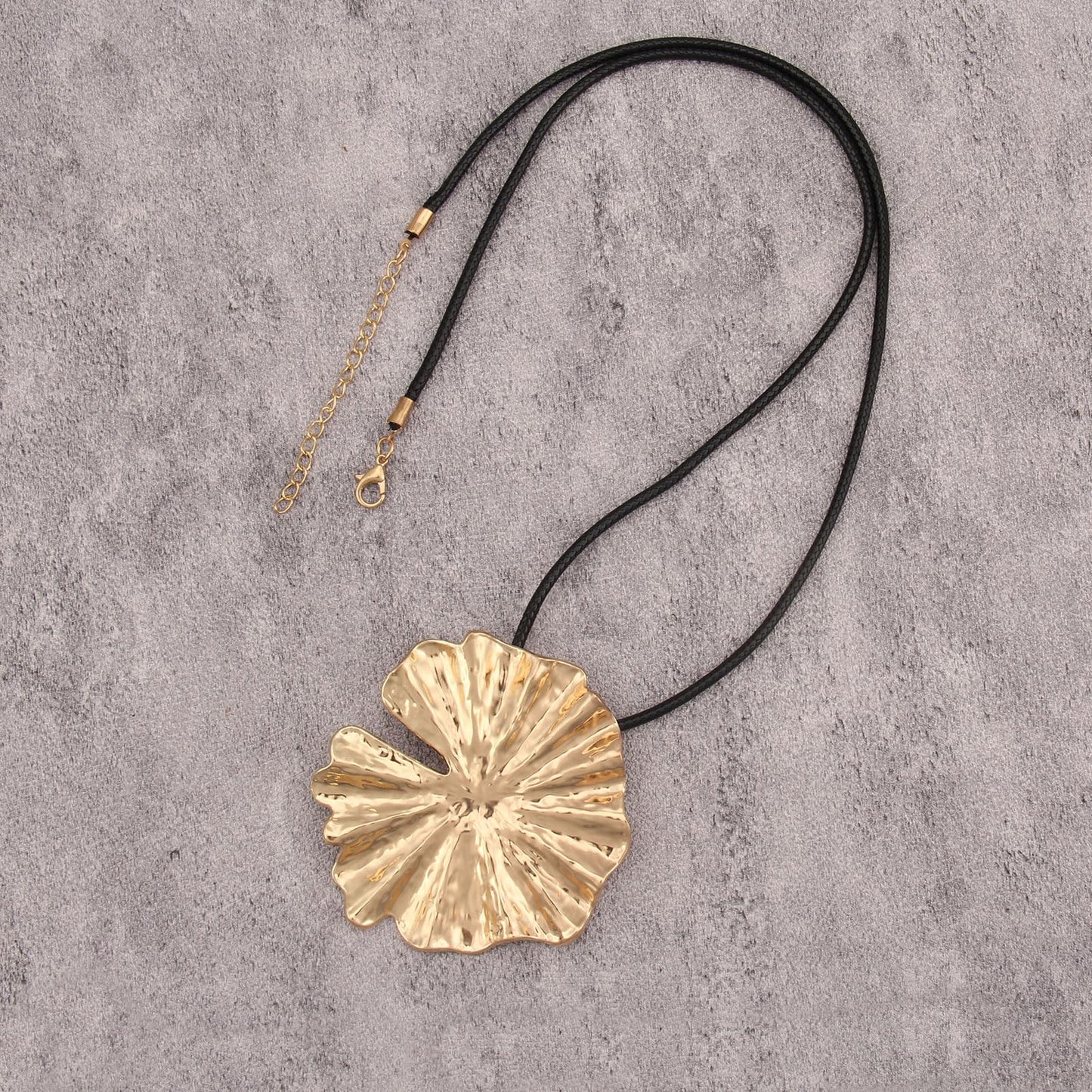 joymiao Large Pendant Necklaces for Women Boho Long Necklace Chunky Boho Necklaces for Women Long Wrap Choker Necklace with Gold Pendant Vintage Jewelry