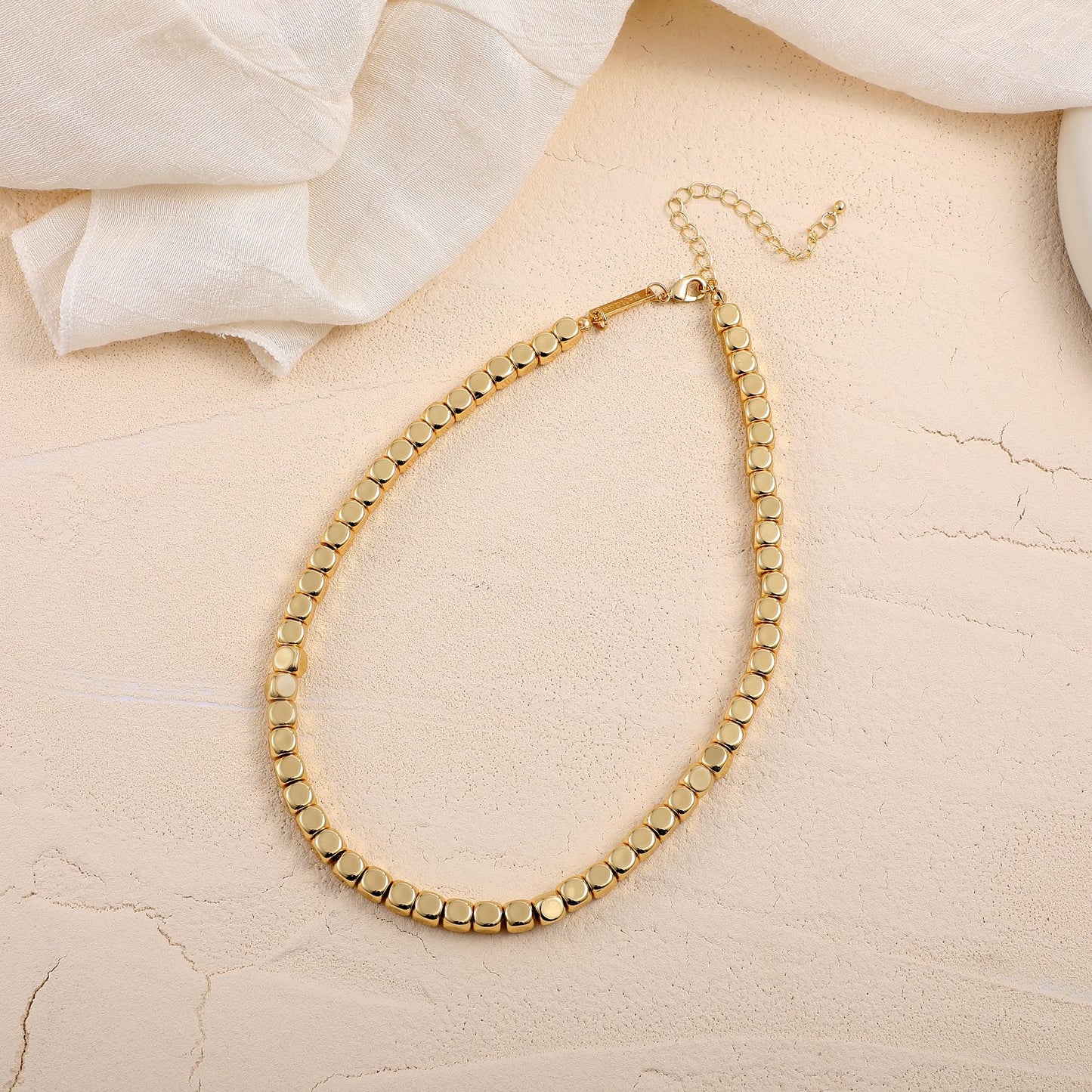 Sajidos Gold Plated Plastic Beaded Necklaces for Women 14K Gold Plated Bead Chunky Heart Charm Pendant Necklace Handmade Trend Fashion Jewelry Gifts