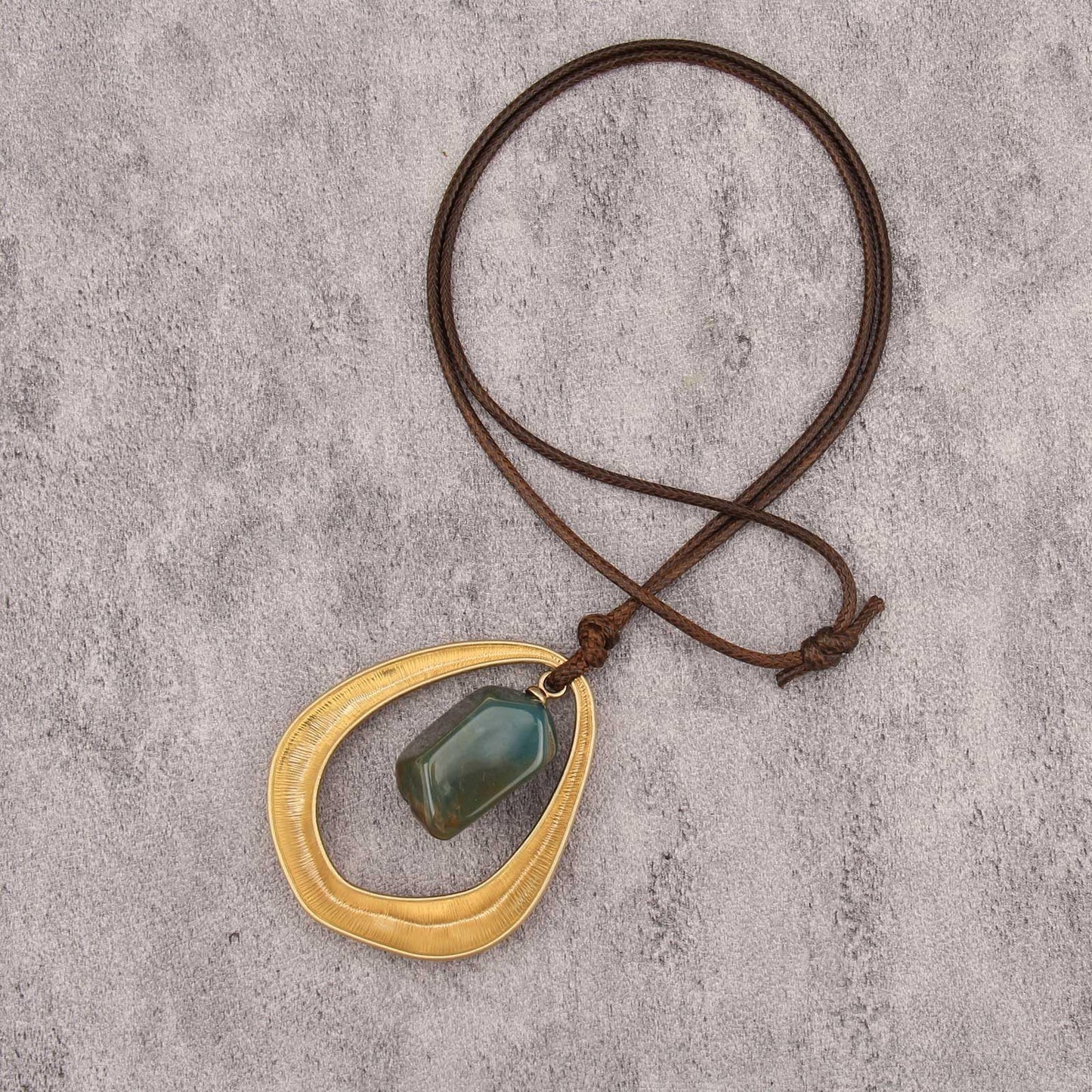 joymiao Boho Pendant Necklace for Women Gold Chunky Vintage Hippie Statement Necklace with Resin Stone Large Pendant Boho Style