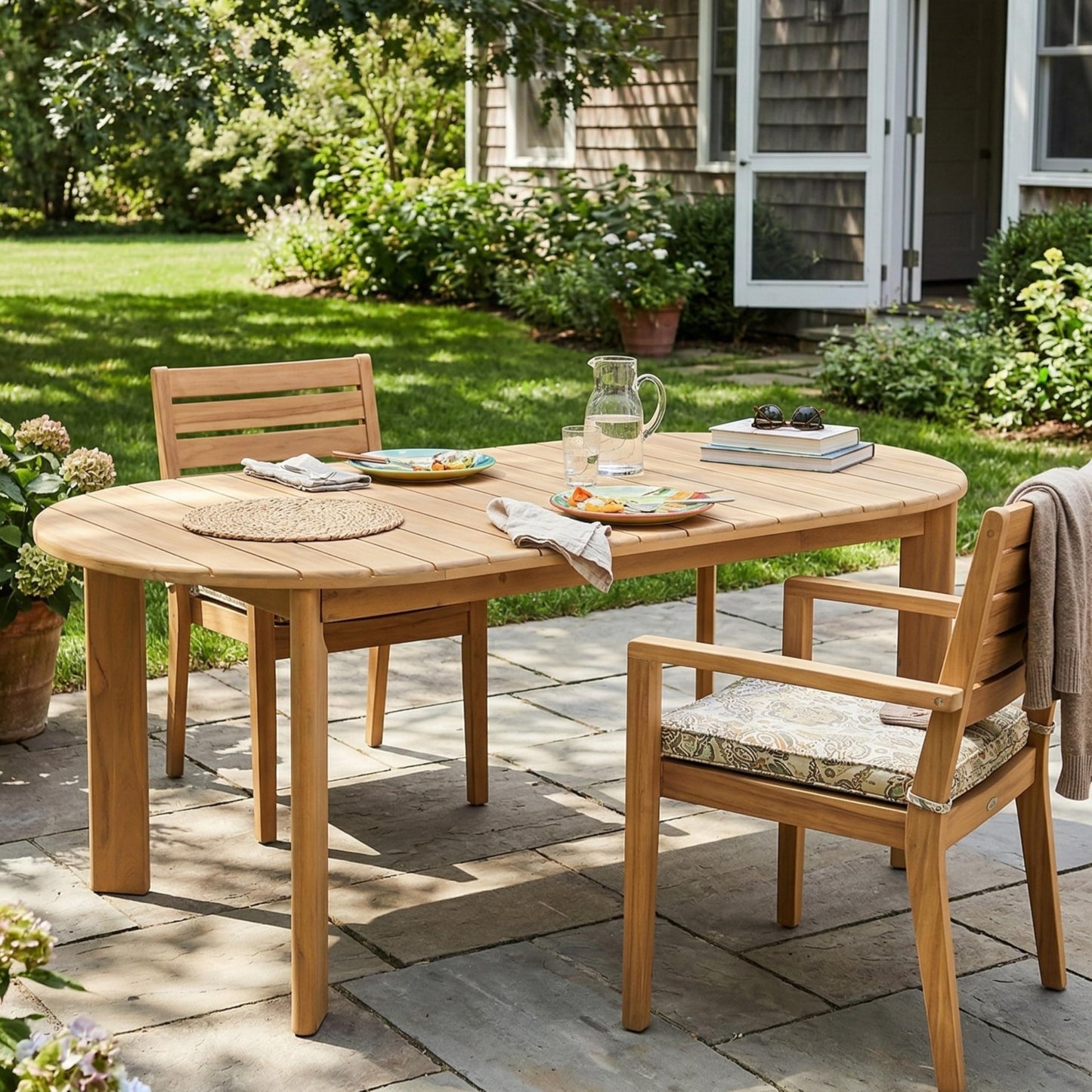 Merax Patio Outdoor Acacia Wood Oval Outdoor Dining Table with Sturdy Legs for Backyard, Lawn, Balcony, Light Teak