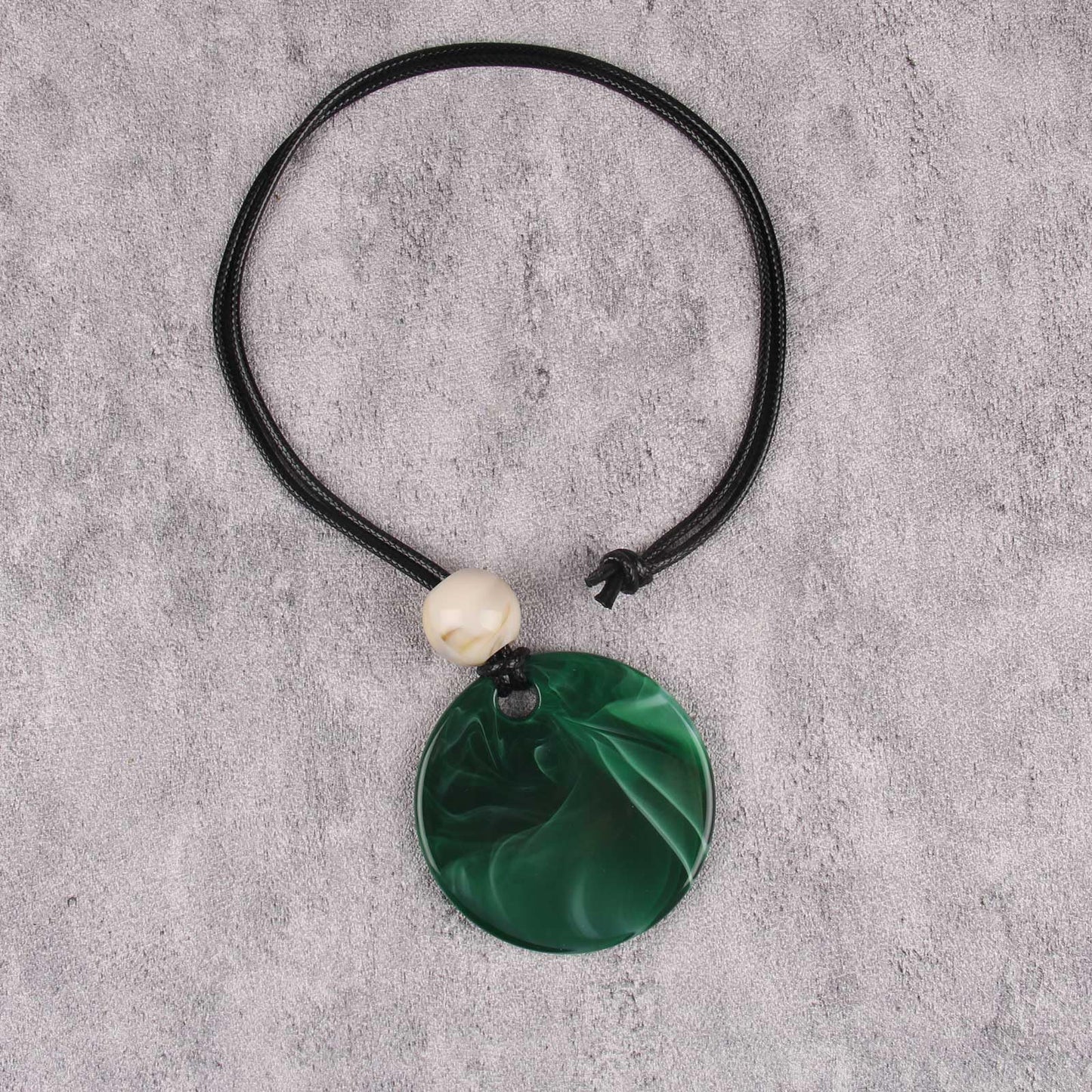 joymiao Bohemian Necklace for Women Large Long Chunky Necklace with Green Pendant Boho Choker Ethnic Hippie Jewelry